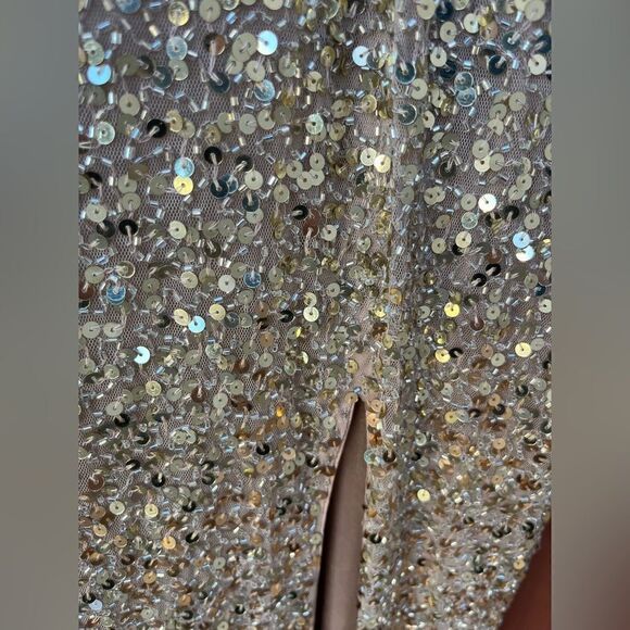 Mac Duggal sequined high slit evening gown shimmering gold size 8 NWT - Picture 8 of 11